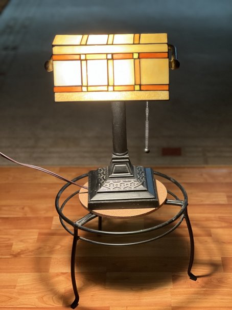 Tiffany-style Banker's Lamp